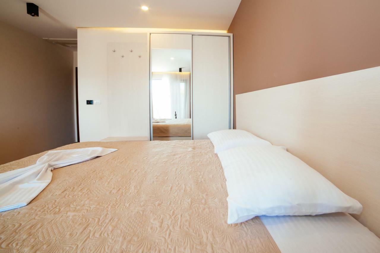 Adriatica Sea & Sun Bed & Breakfast Ulcinj Luaran gambar
