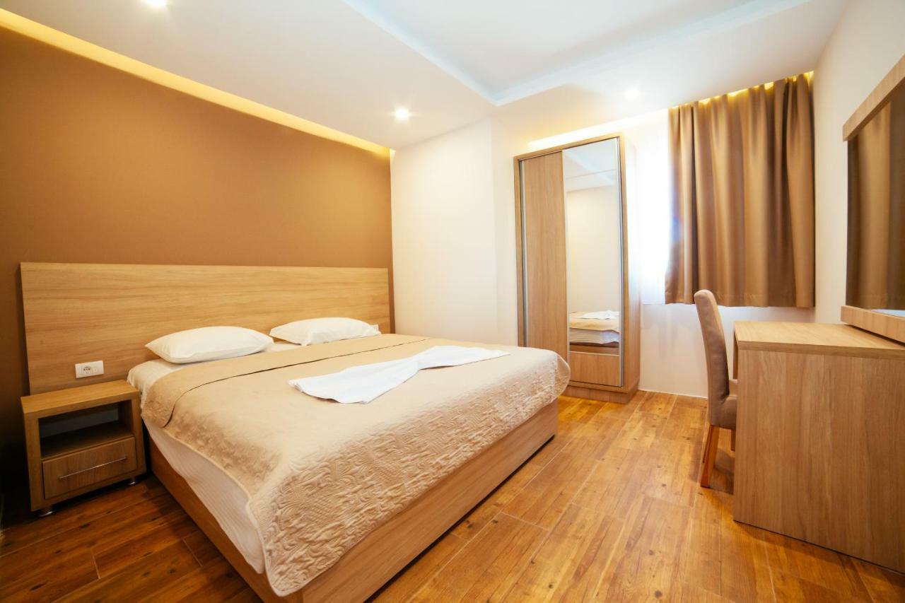 Adriatica Sea & Sun Bed & Breakfast Ulcinj Luaran gambar