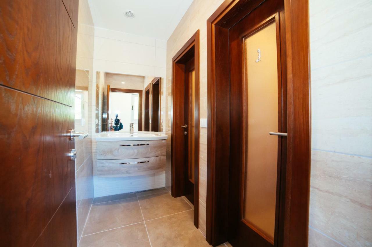 Adriatica Sea & Sun Bed & Breakfast Ulcinj Luaran gambar