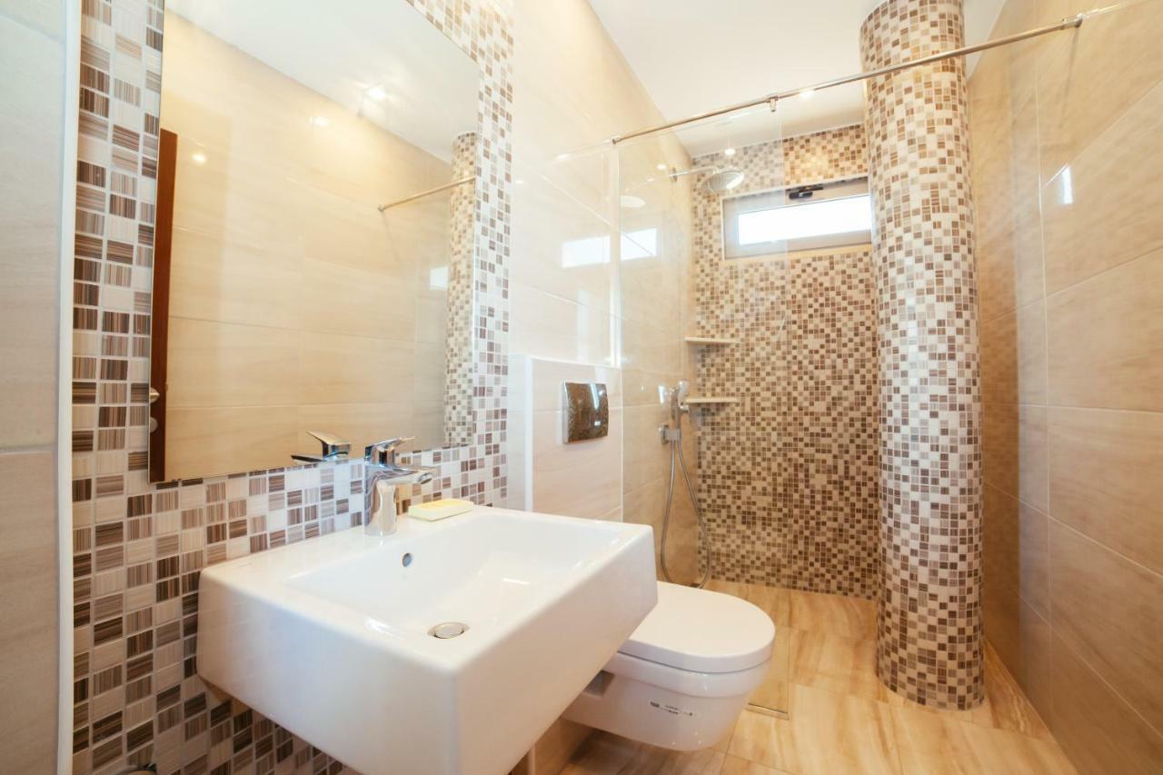Adriatica Sea & Sun Bed & Breakfast Ulcinj Luaran gambar