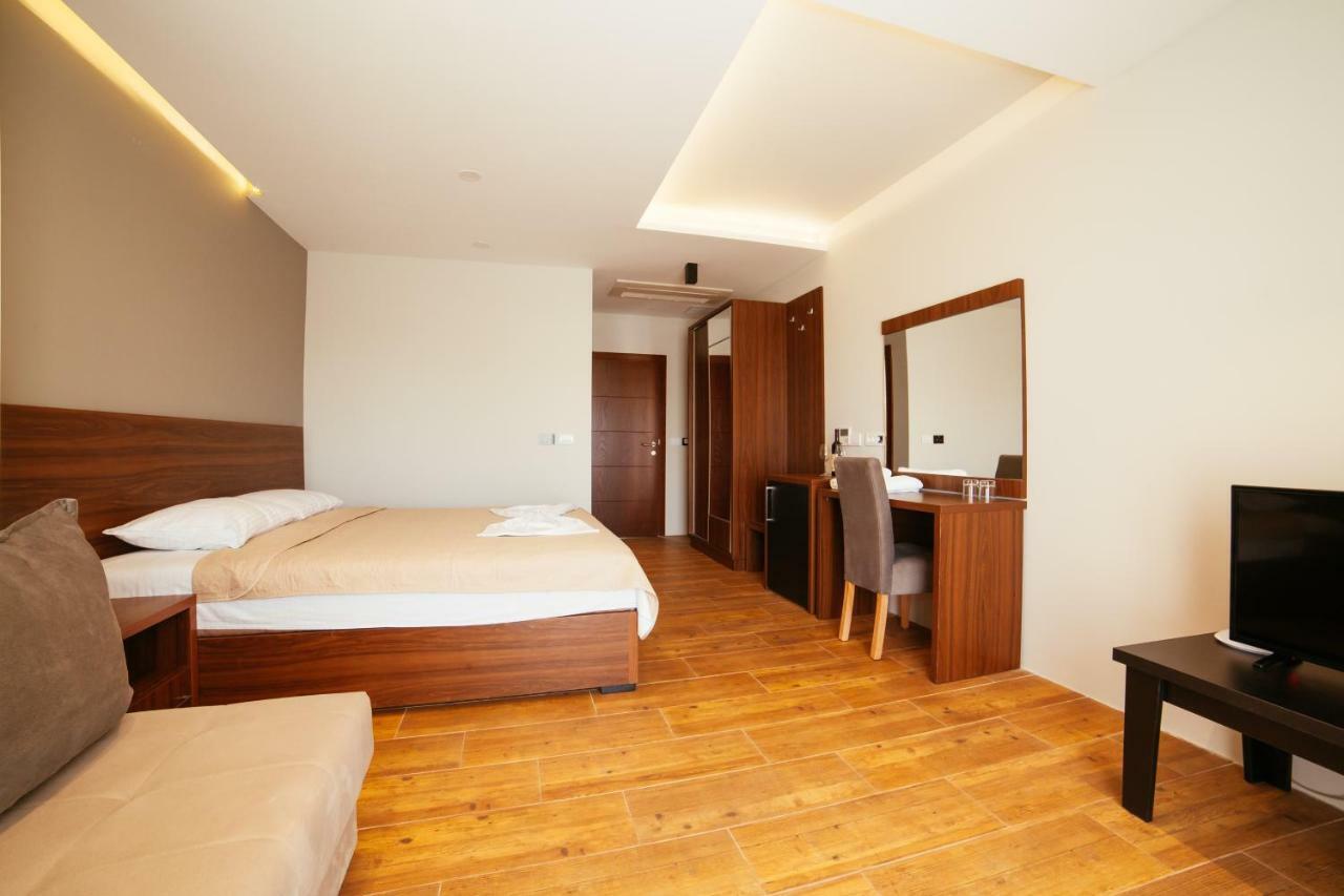 Adriatica Sea & Sun Bed & Breakfast Ulcinj Luaran gambar
